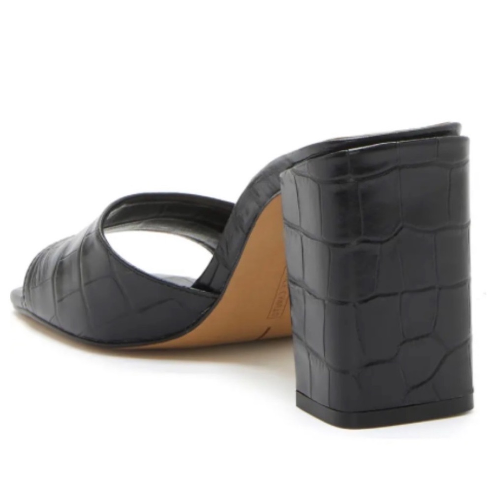Vince camuto Sz 9 Daisana Black Croc embossed Block heels Leather Sandals